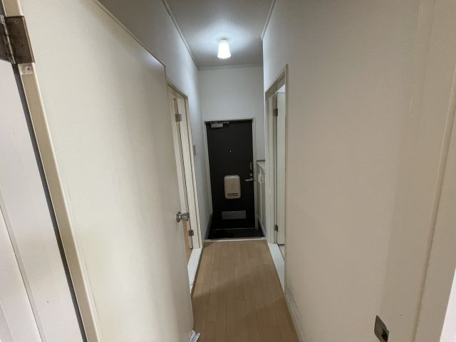 玄関まではこんな感じです