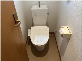 清潔感のあるトイレです