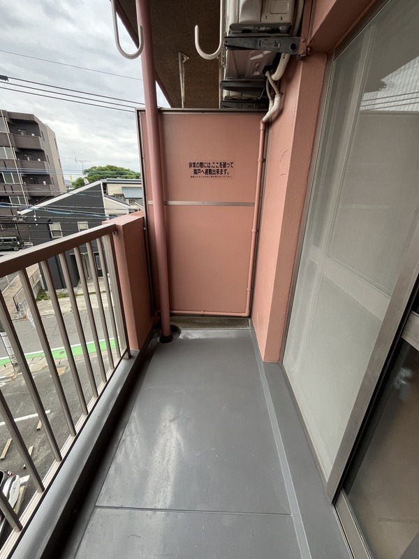 洗濯物を干すスペースも十分にあります