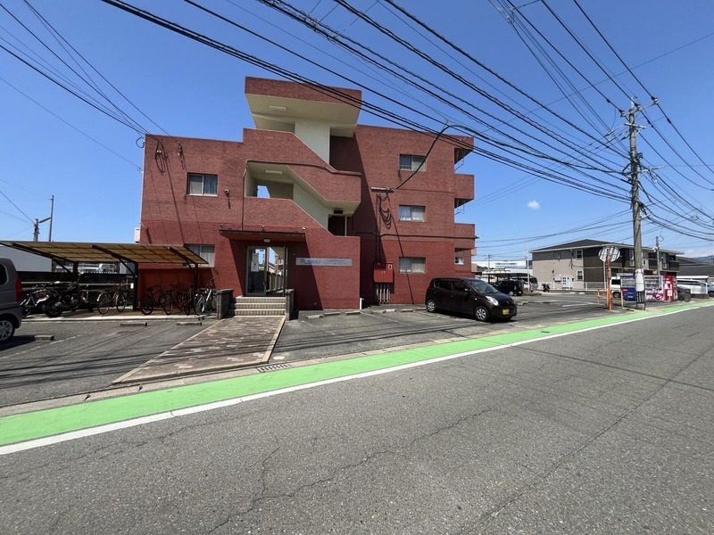 敷地内駐車場空きあります！