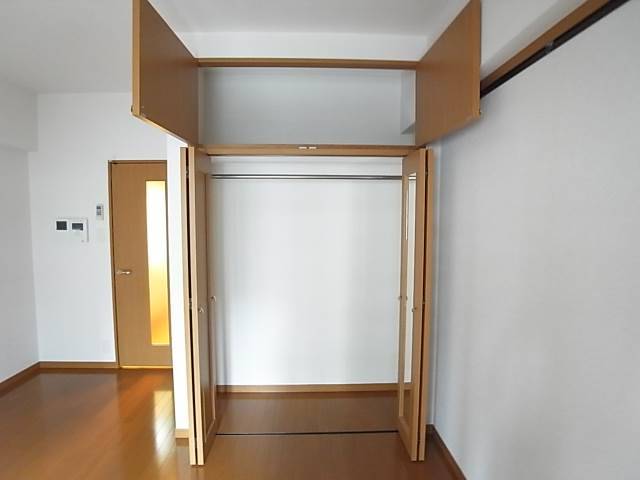 収納もたっぷりでいいですね。