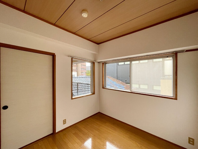 どのお部屋も明るいです