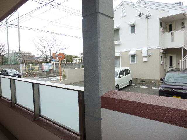 洗濯物はこちらへ。