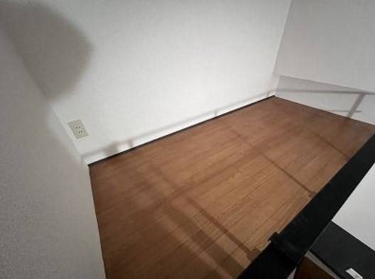 こちら寝室にいかがでしょうか。
