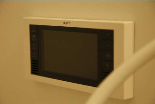 お風呂にはテレビも付いてます。