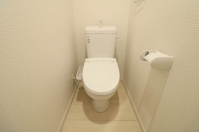 ウォシュレット付きで快適です