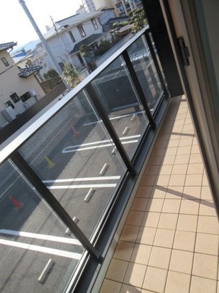 洗濯物はこちらへどうぞ。
