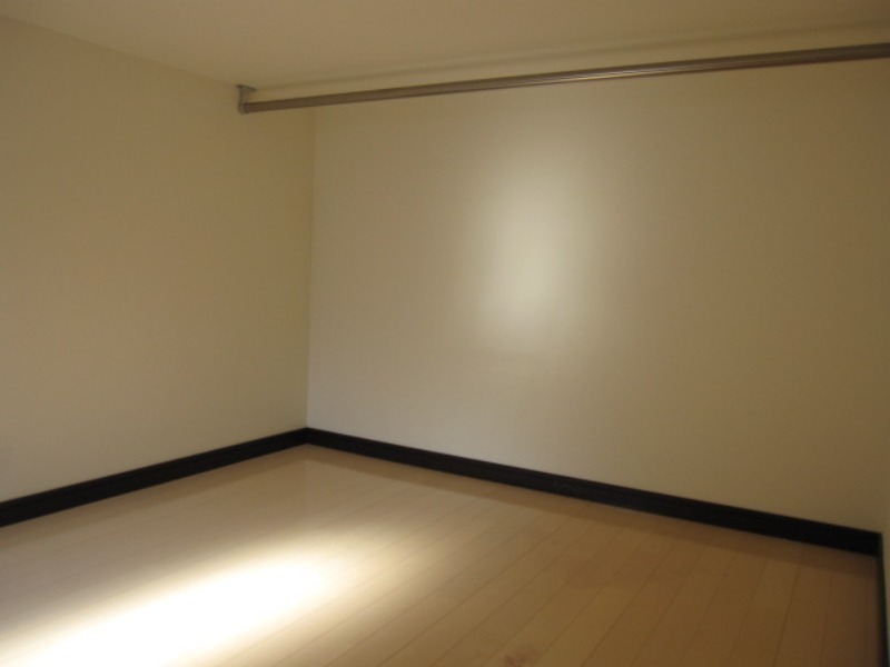 3帖越えの収納がございます