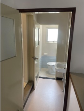 トイレに窓がついていて明るいです！
