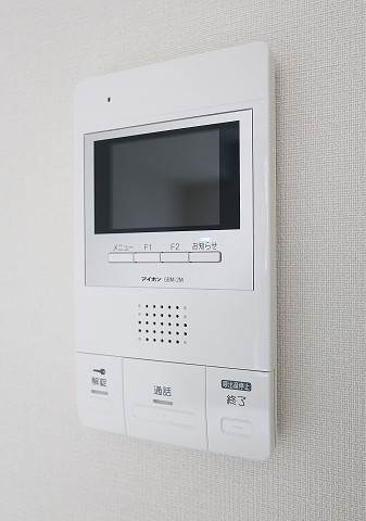 女性の方も安心のモニターフォンです