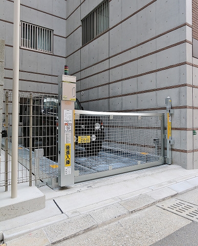 機械式の駐車場があります