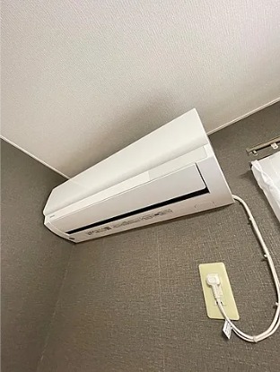 エアコン付きで年中快適に過ごせます