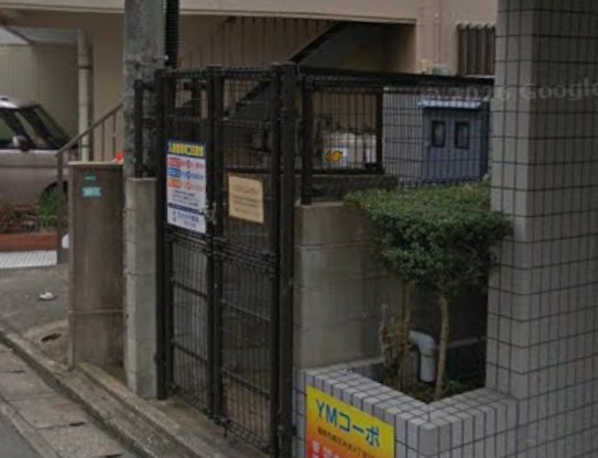 ゴミ置き場はこちら