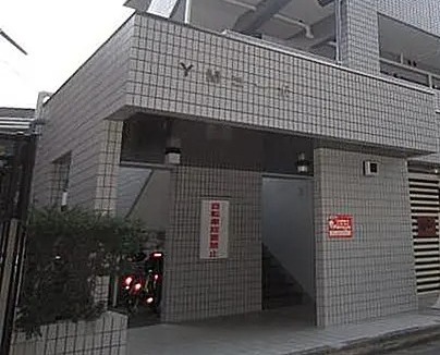 存在感のあるエントランスですです