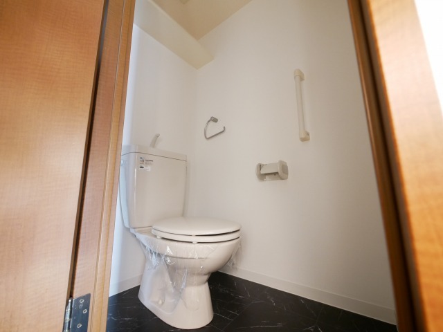 清潔感のあるトイレです