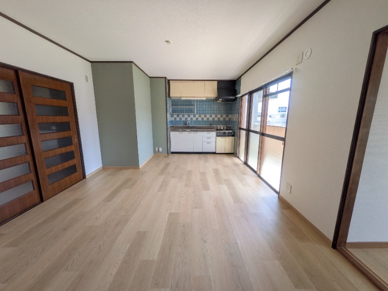 日当たりがよく開放的なお部屋です