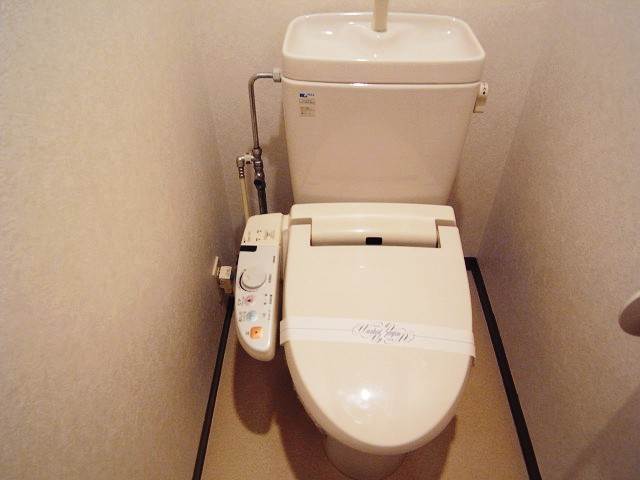 ウォシュレット完備です