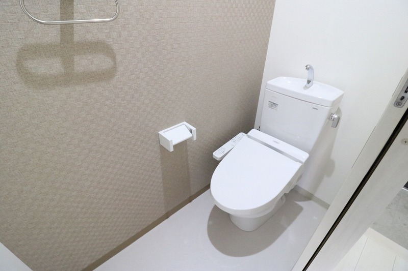 温水洗浄便座付きです