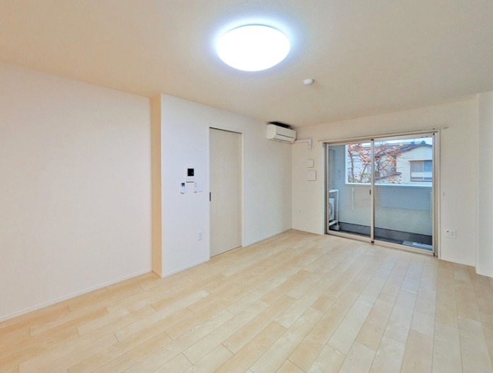 明るい雰囲気のお部屋
