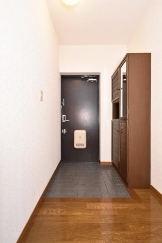玄関はこんな感じです