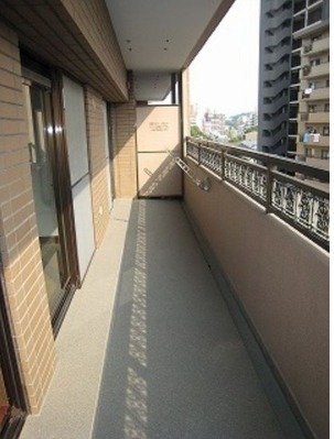 天気の良い日の洗濯物はこちらへどうぞ。