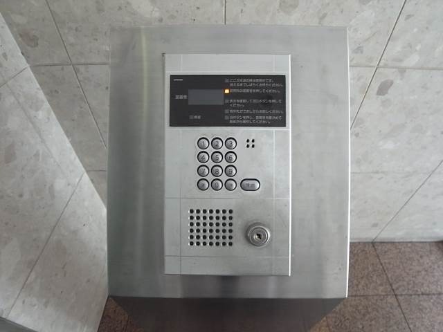 オートロックで安心。