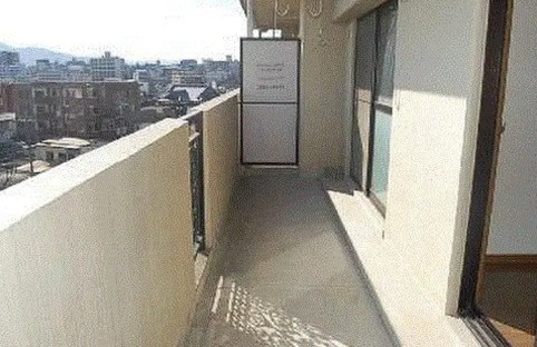 洗濯物を干すスペースも十分にあります