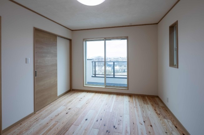別部屋の寝室です。