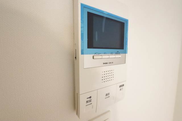 来訪者の顔も確認できます。