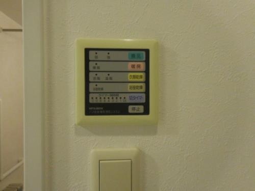 浴室乾燥機付きです。