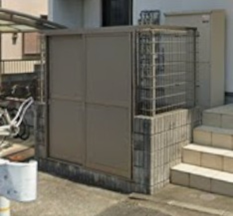 ゴミ置き場はこちら