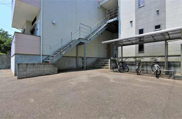 屋根付き駐輪場