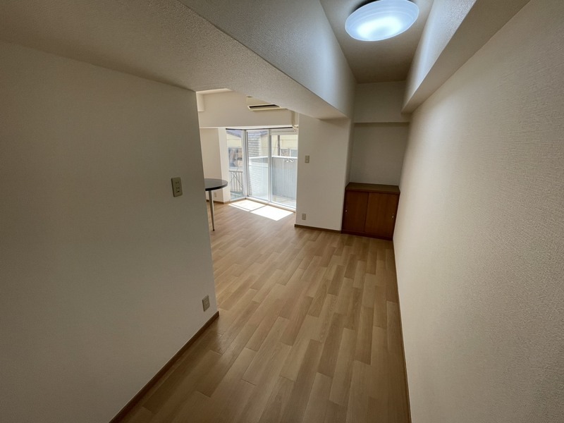 別角度から見た洋室です