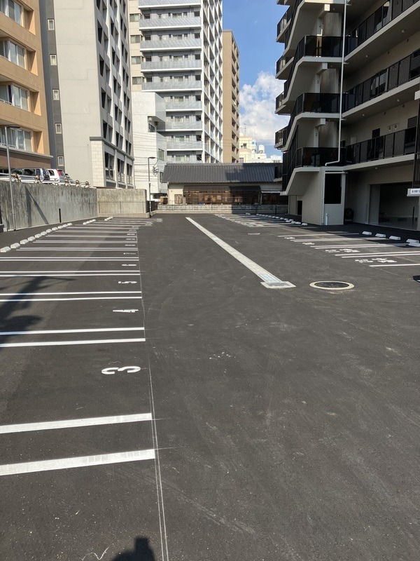 敷地内駐車場ございます