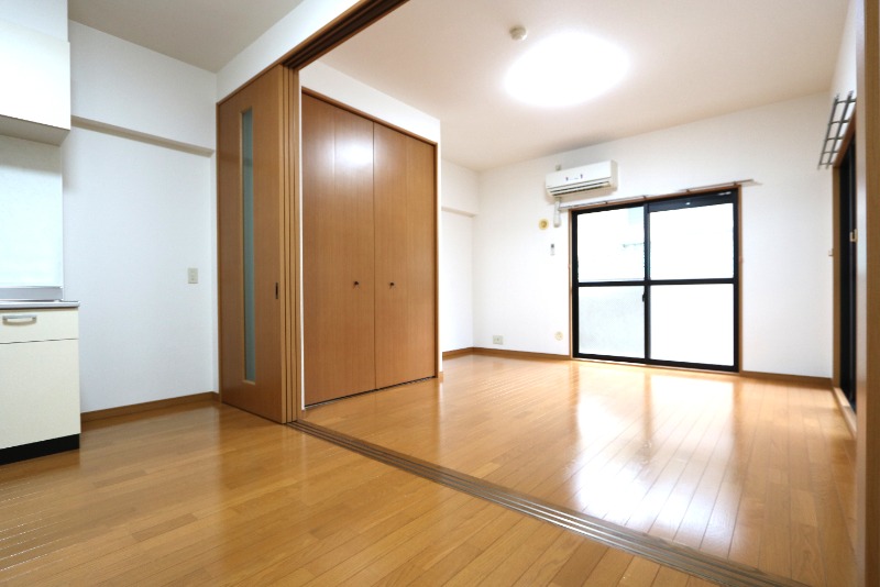 家具の配置がしやすいお部屋です。