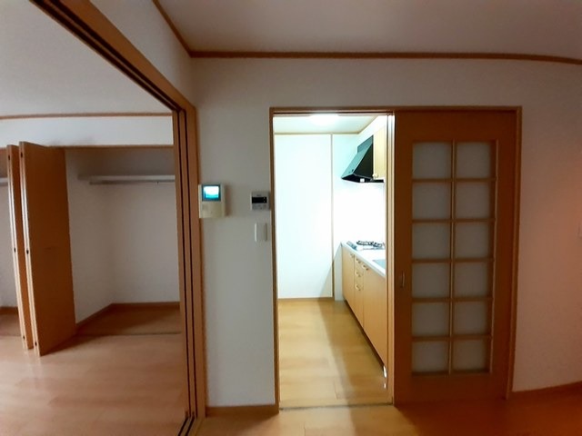 モニター付きインターホンで安心です