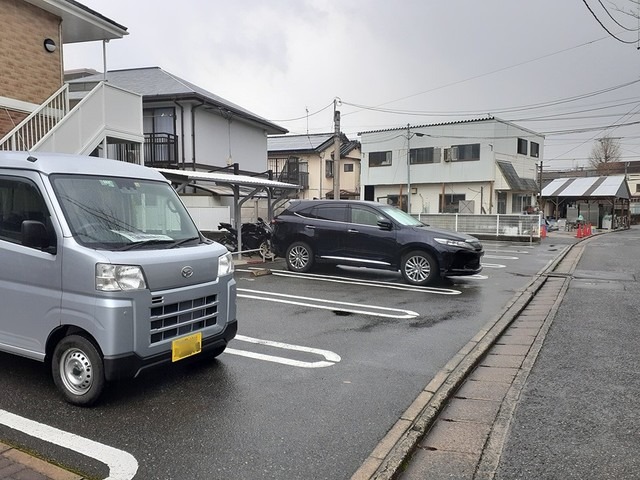 敷地内駐車場もございます