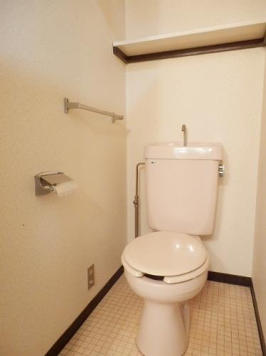 清潔感のあるトイレです