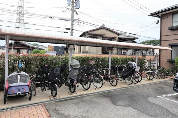 駐輪場はここ。