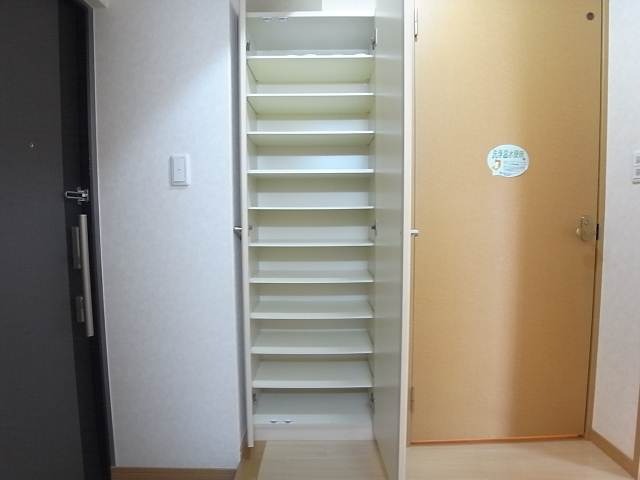 シューズボックス完備しております。