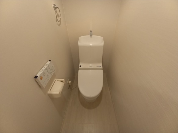清潔感のあるトイレです