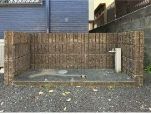 共用のゴミ置き場があります