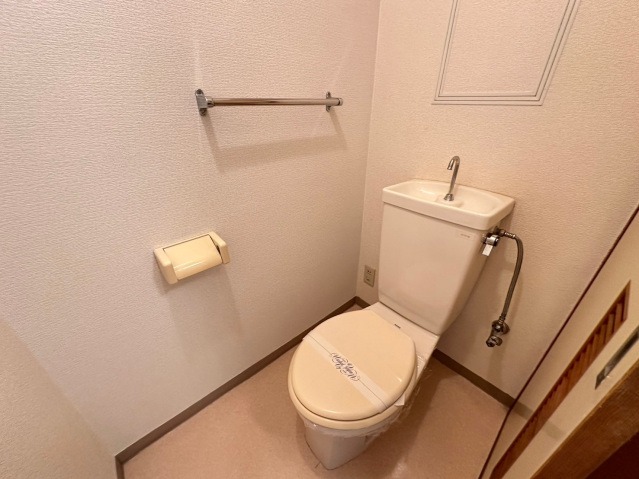 嬉しい温水洗浄便座です