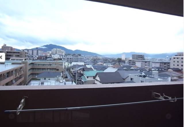 洗濯物はこちらへどうぞ。