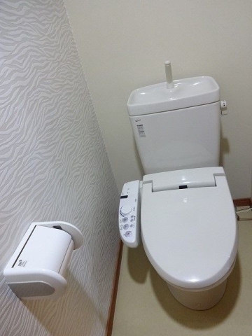 嬉しい温水洗浄便座機能付き