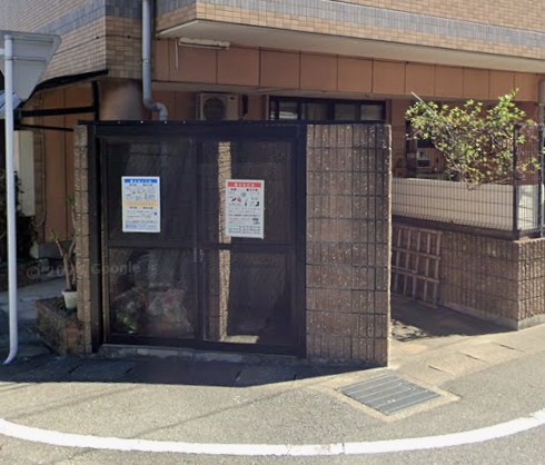 敷地内ゴミ置き場でゴミ出し楽々☆