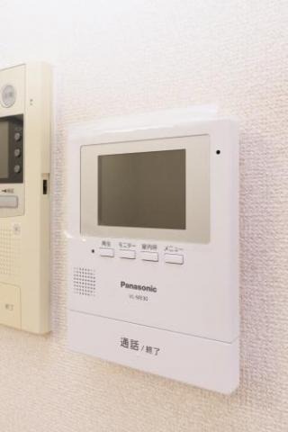 モニター付きで安心ですね。