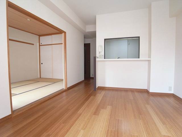広々リビングで団欒の時間を