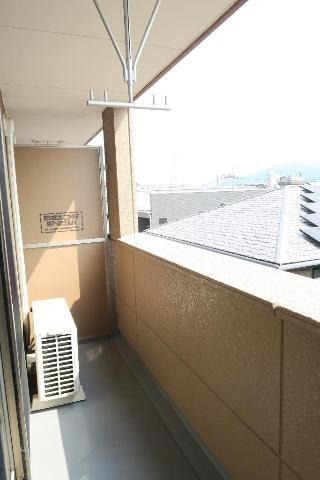 洗濯物はこちらへどうぞ。