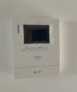 モニタ付きインターホンもございます。